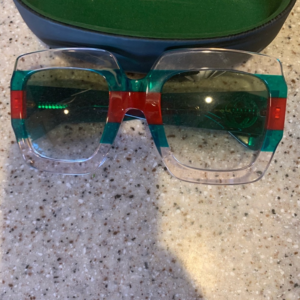 Authentic Gucci glasses - Picture 4 of 4